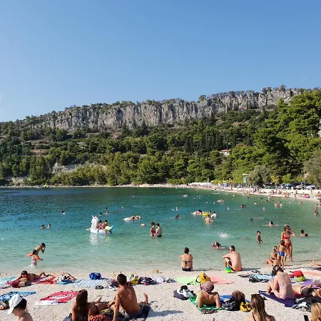 Apartment Diocles Place *