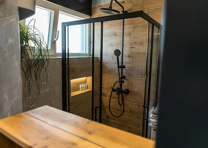 Diocles Place Lejlighed